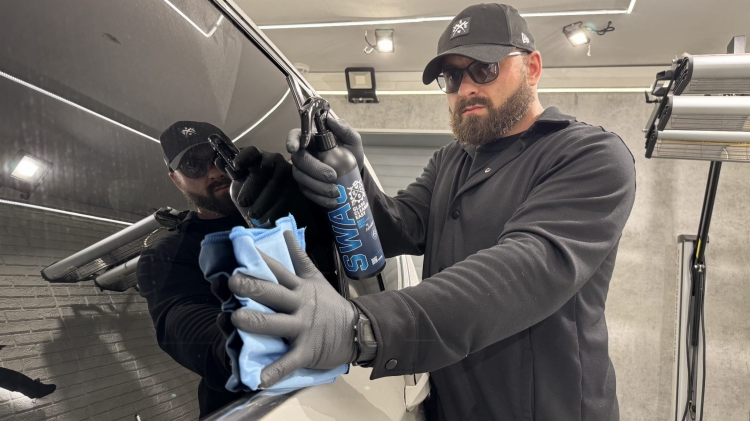 SWAG BASIC GLASS CLEANER EASY  (1).jpg