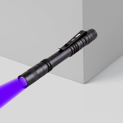 latarka-LED-UV-minilatarka-precyzyjna-aplikacja