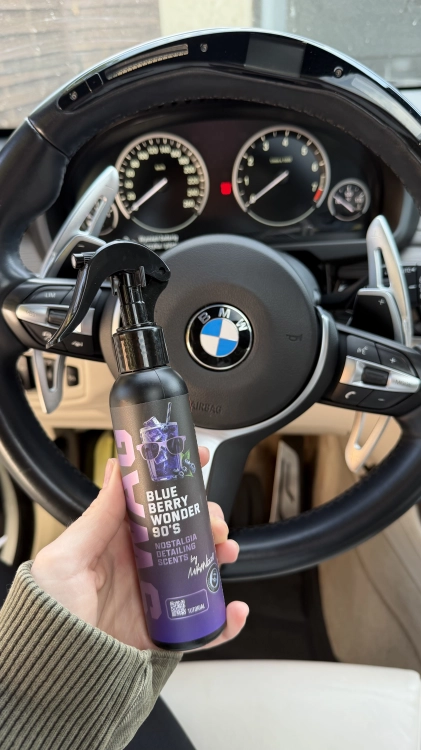 swag-blueberry-wonder-90s-150ml-orzezwiajacy-zapach-borowki