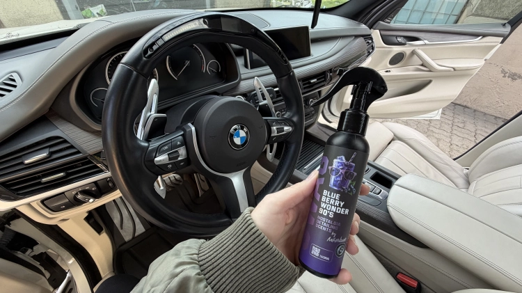 swag-blueberry-wonder-90s-150ml-orzezwiajacy-zapach-borowki